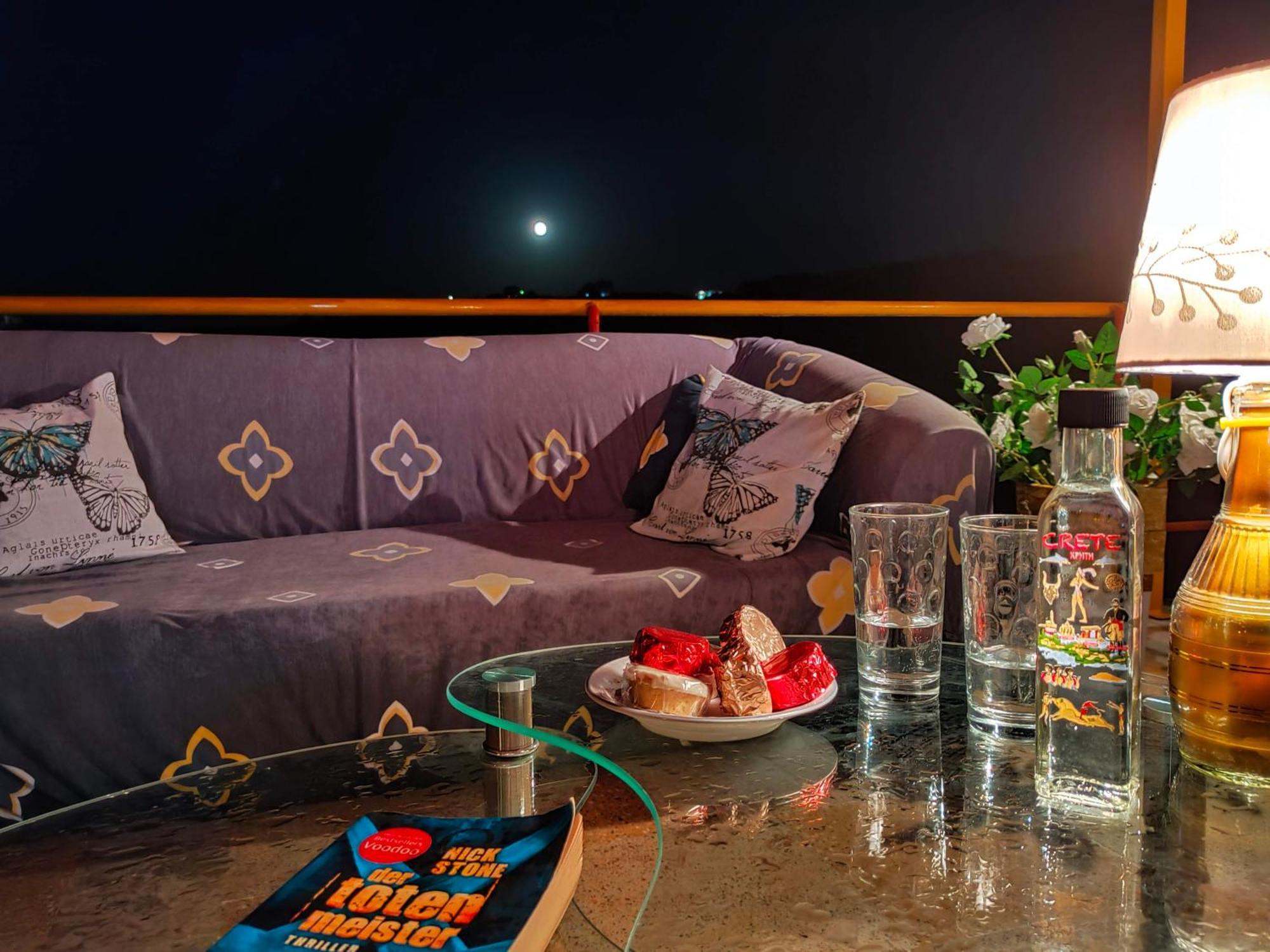 Evli Apartment Rethymno  Bagian luar foto